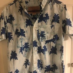 Men’s beach/tropical shirt